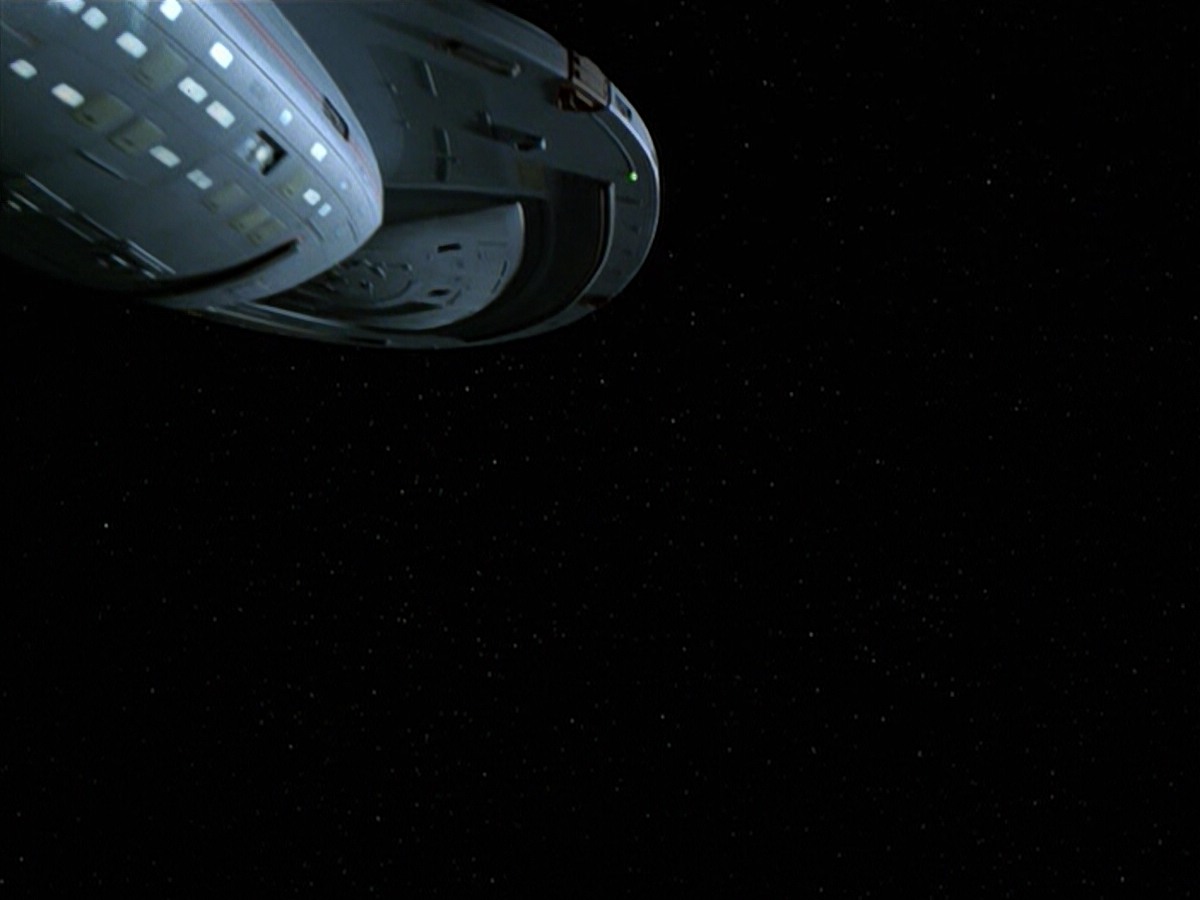 ariane179254_StarTrekVoyager_5x15_5x16_DarkFrontier_0963.jpg