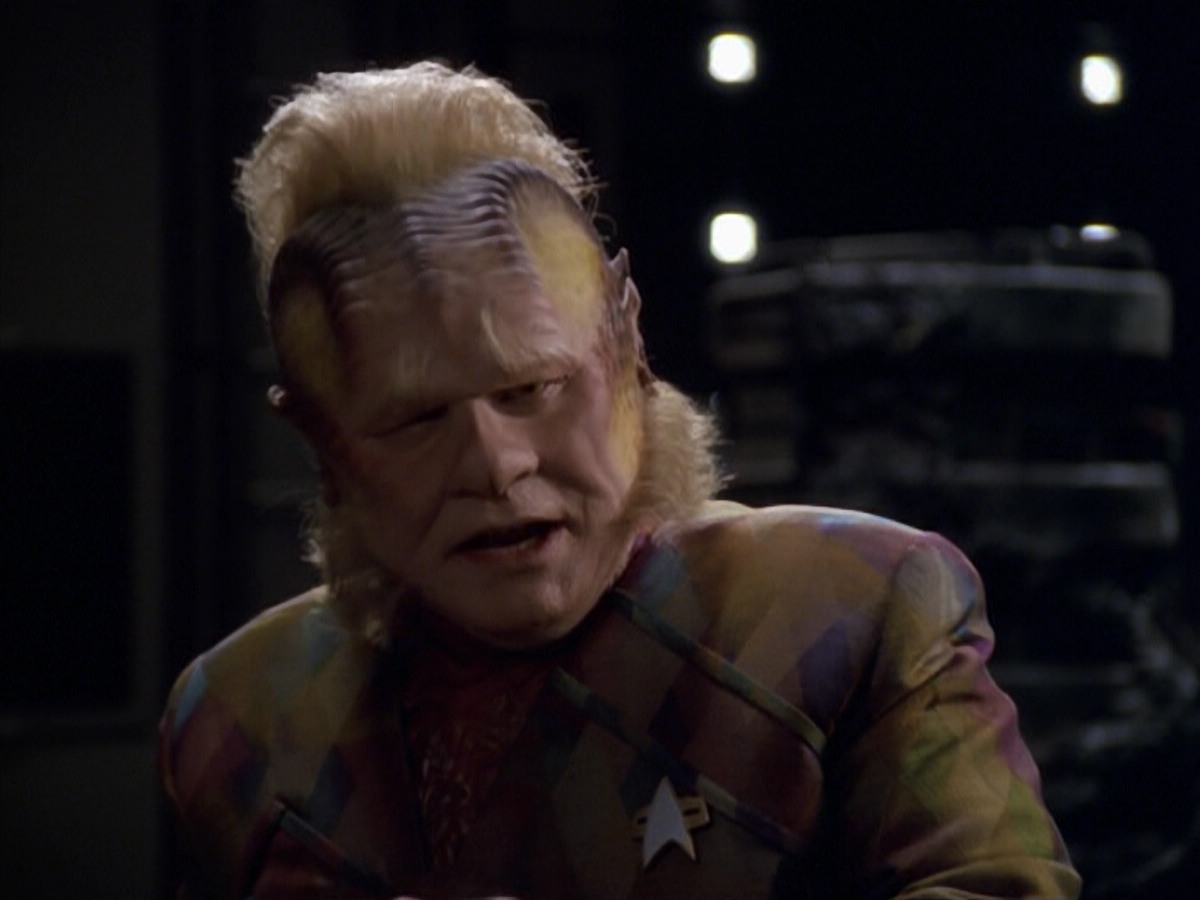 ariane179254_StarTrekVoyager_5x15_5x16_DarkFrontier_1137.jpg