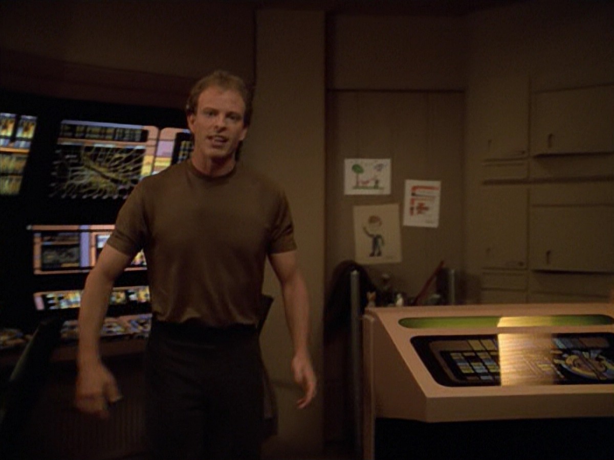 ariane179254_StarTrekVoyager_5x15_5x16_DarkFrontier_1374.jpg