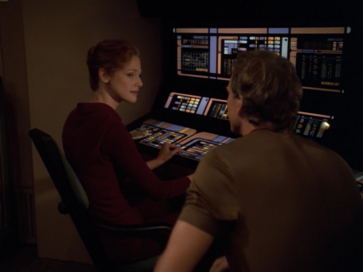 ariane179254_StarTrekVoyager_5x15_5x16_DarkFrontier_1385.jpg