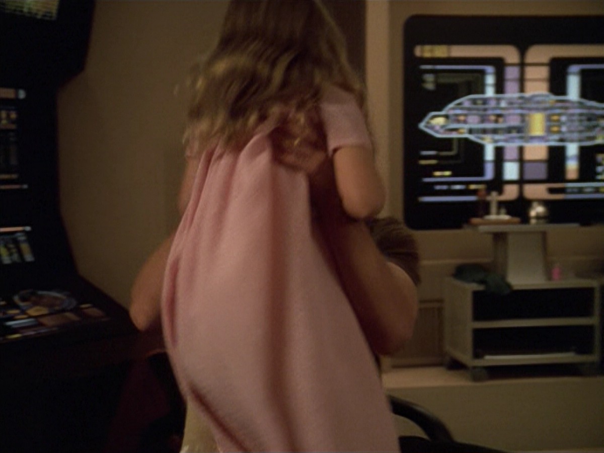 ariane179254_StarTrekVoyager_5x15_5x16_DarkFrontier_1431.jpg