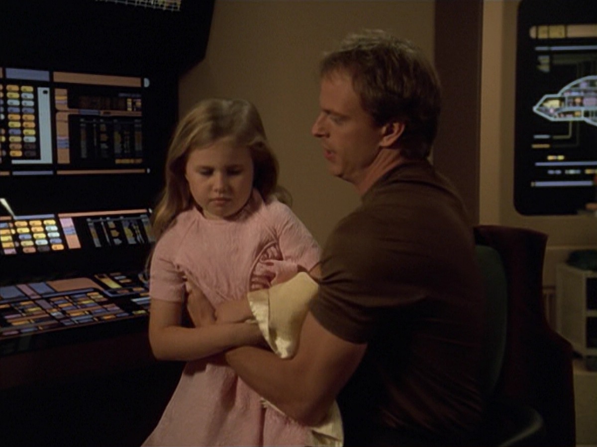ariane179254_StarTrekVoyager_5x15_5x16_DarkFrontier_1474.jpg