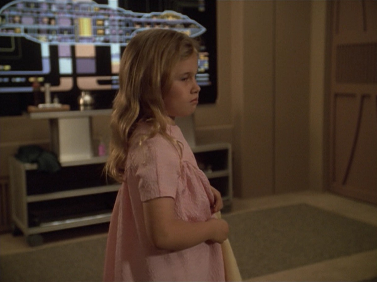 ariane179254_StarTrekVoyager_5x15_5x16_DarkFrontier_1491.jpg