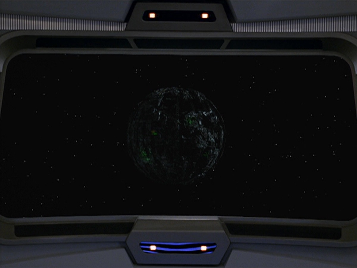 ariane179254_StarTrekVoyager_5x15_5x16_DarkFrontier_1622.jpg