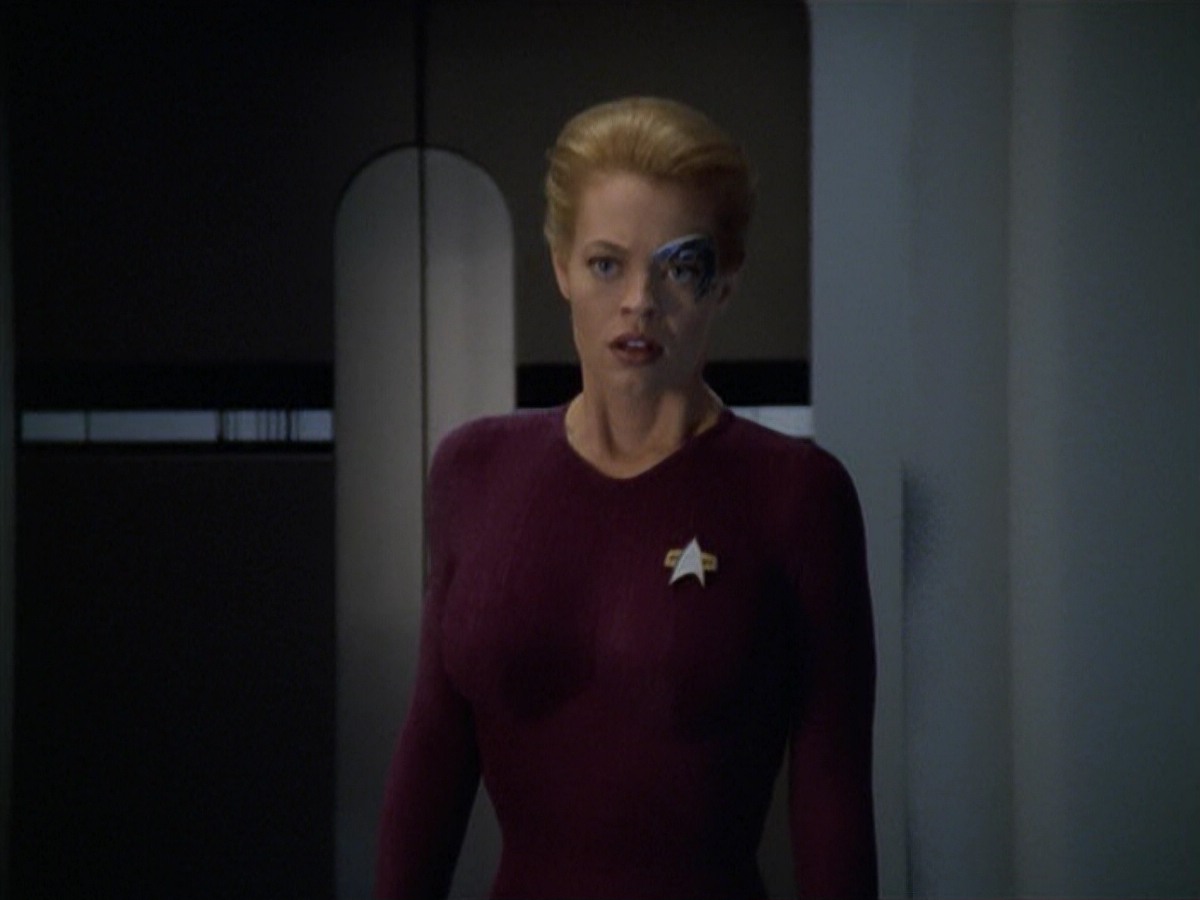 ariane179254_StarTrekVoyager_5x15_5x16_DarkFrontier_1644.jpg