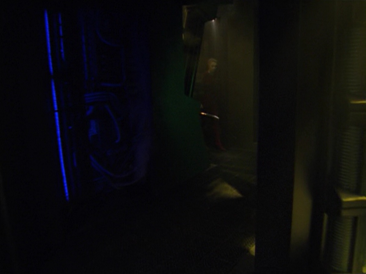 ariane179254_StarTrekVoyager_5x15_5x16_DarkFrontier_1698.jpg