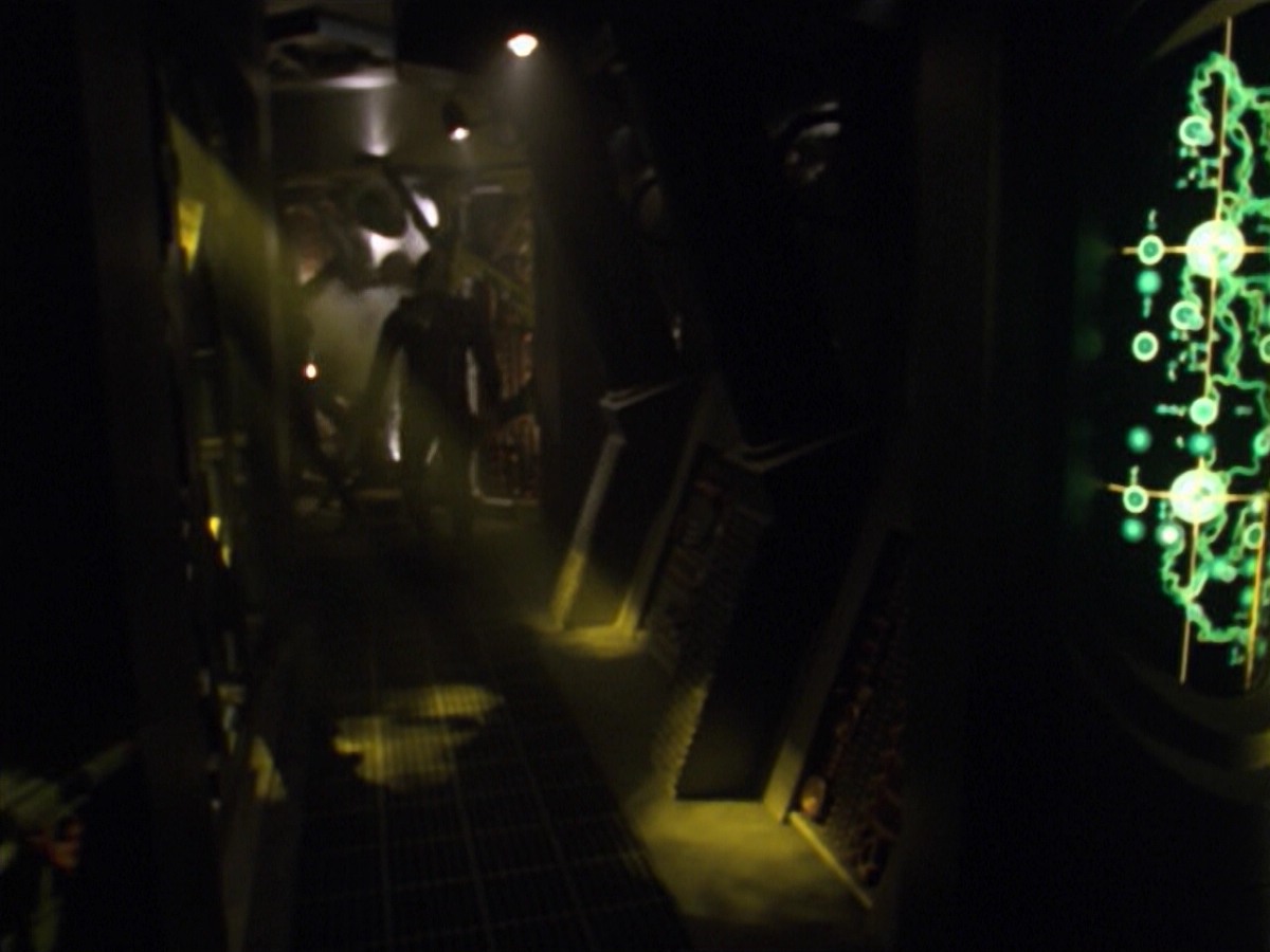 ariane179254_StarTrekVoyager_5x15_5x16_DarkFrontier_1715.jpg