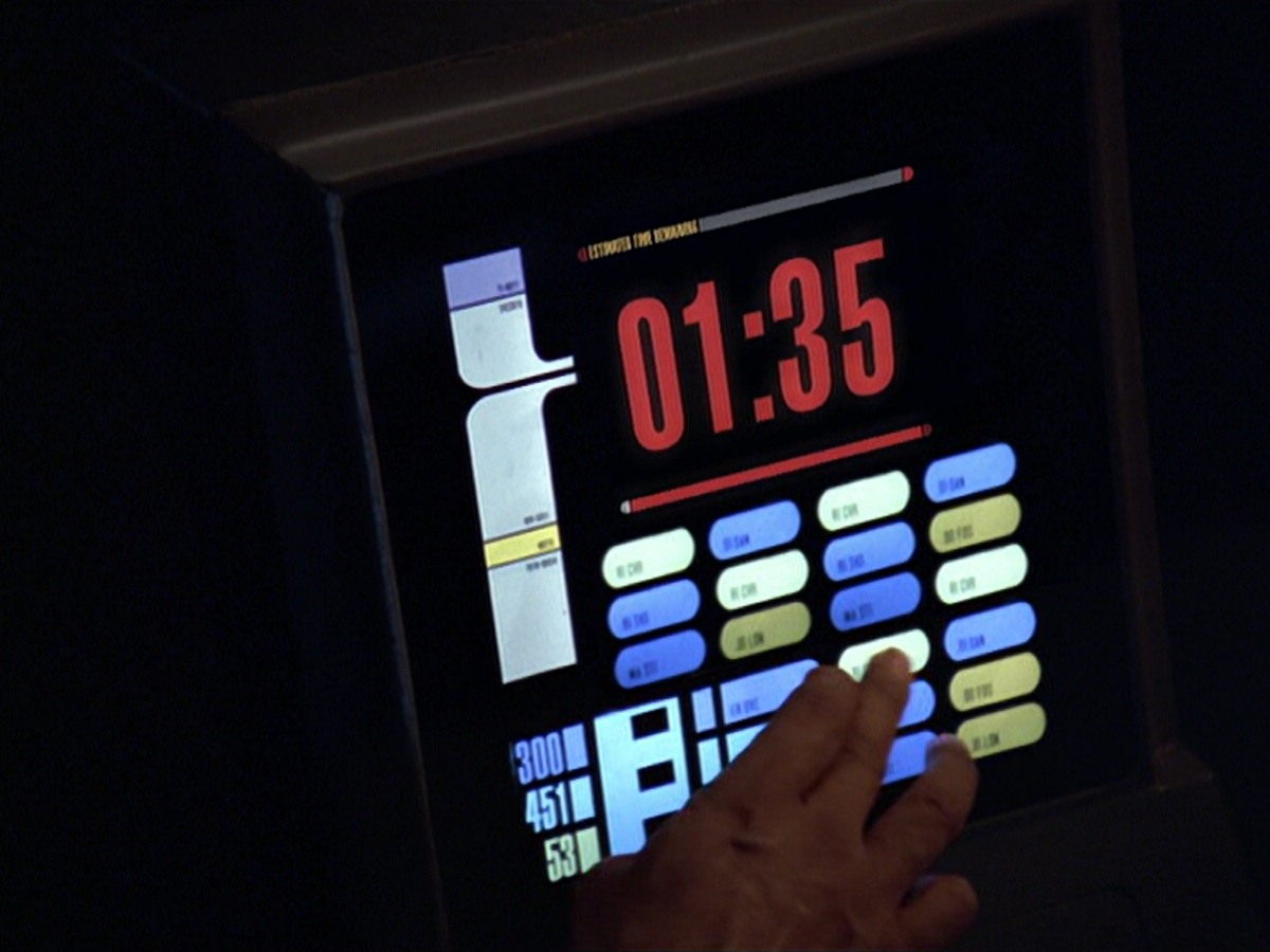 ariane179254_StarTrekVoyager_5x15_5x16_DarkFrontier_1759.jpg