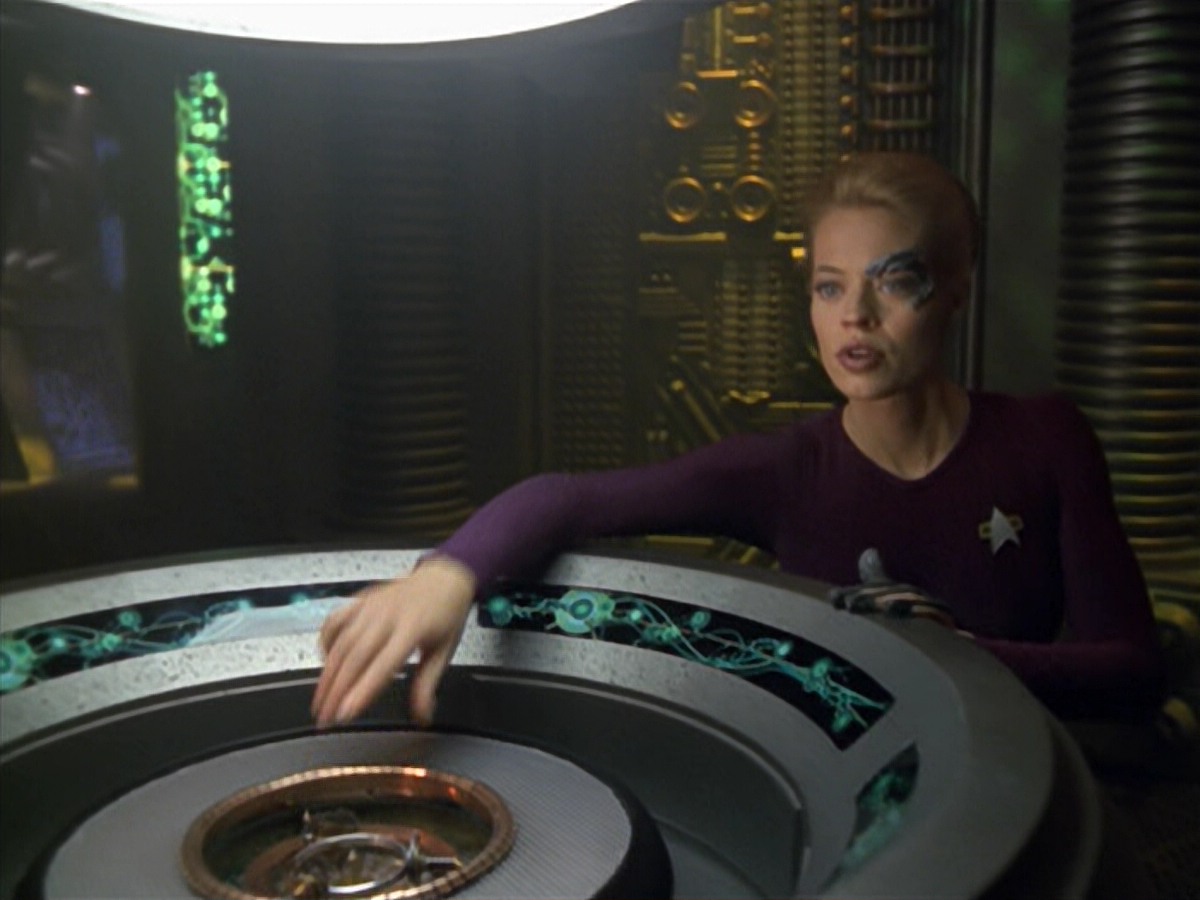 ariane179254_StarTrekVoyager_5x15_5x16_DarkFrontier_1849.jpg