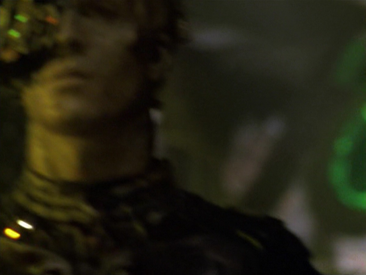 ariane179254_StarTrekVoyager_5x15_5x16_DarkFrontier_1927.jpg