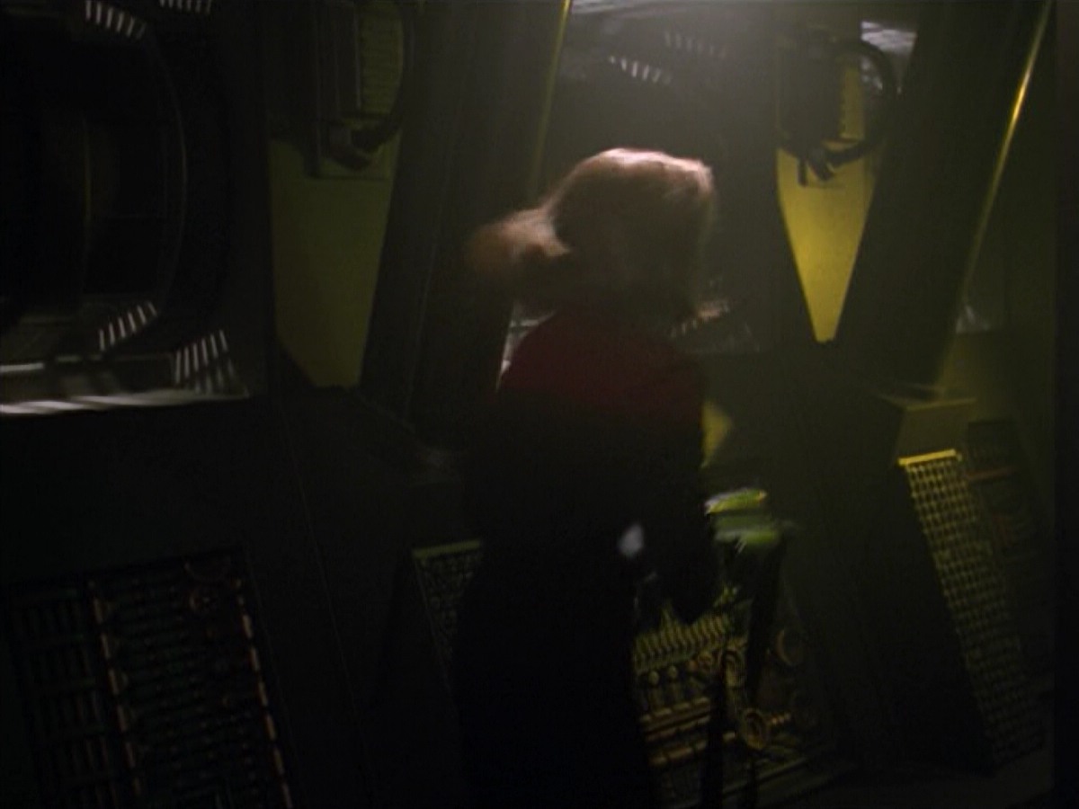 ariane179254_StarTrekVoyager_5x15_5x16_DarkFrontier_1971.jpg