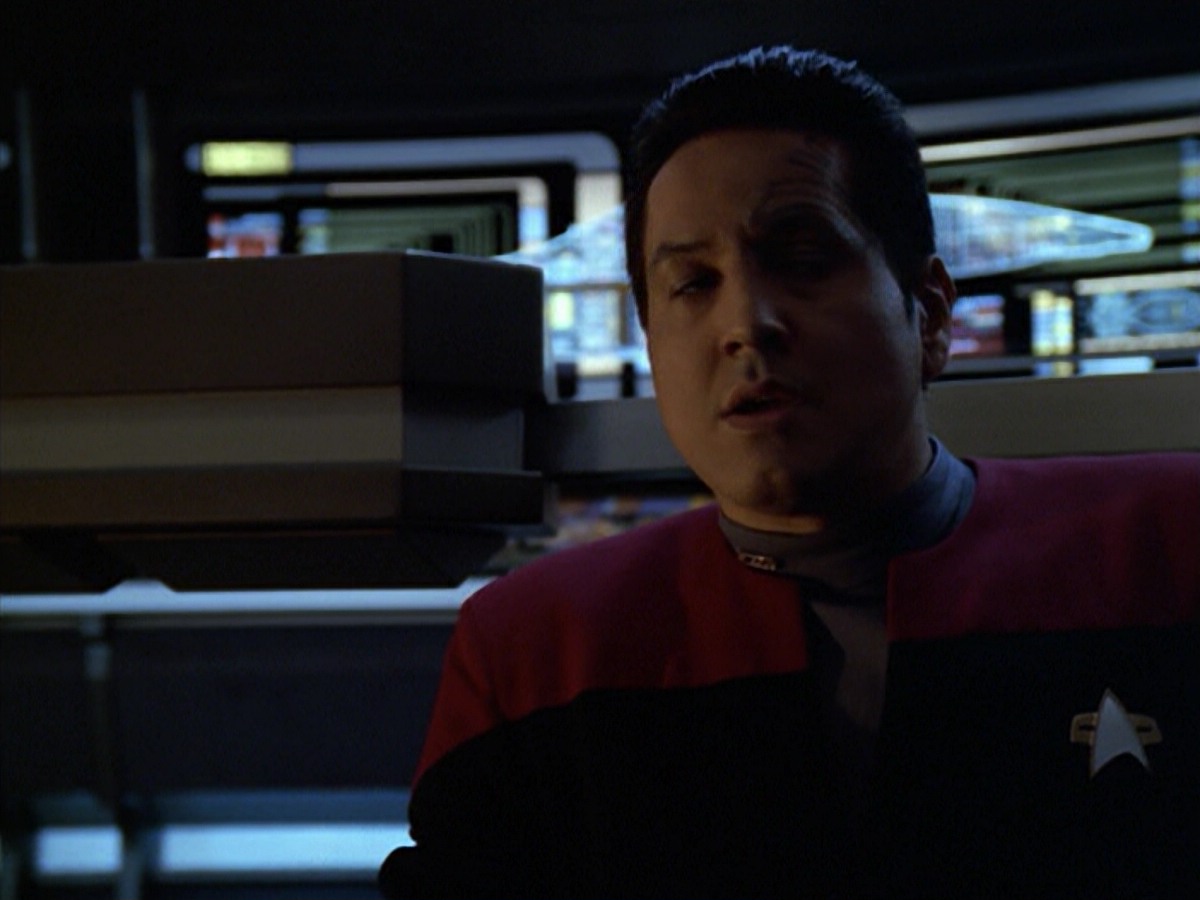 ariane179254_StarTrekVoyager_5x15_5x16_DarkFrontier_2022.jpg