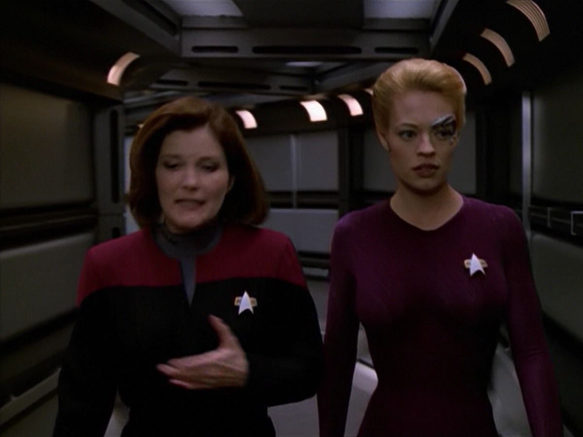 ariane179254_StarTrekVoyager_5x15_5x16_DarkFrontier_2151.jpg