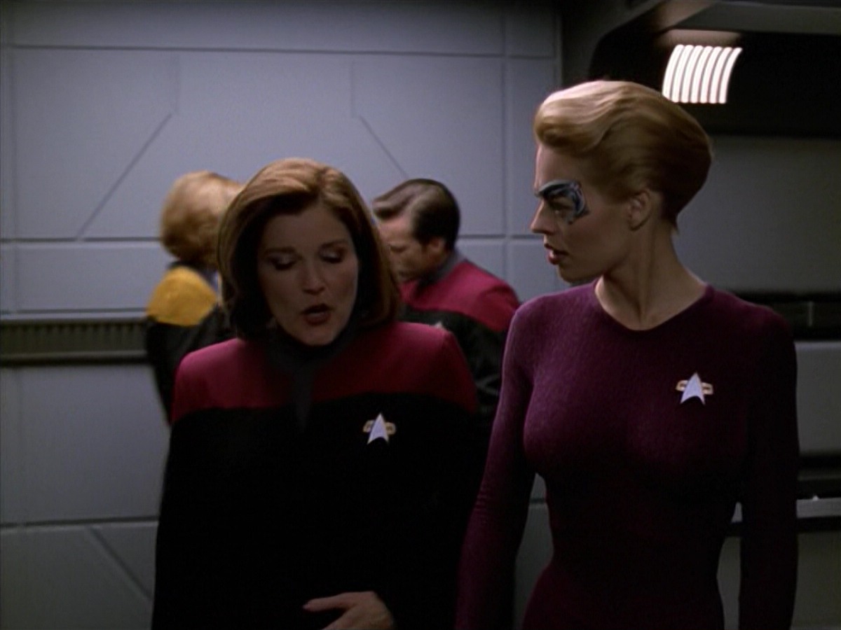 ariane179254_StarTrekVoyager_5x15_5x16_DarkFrontier_2156.jpg