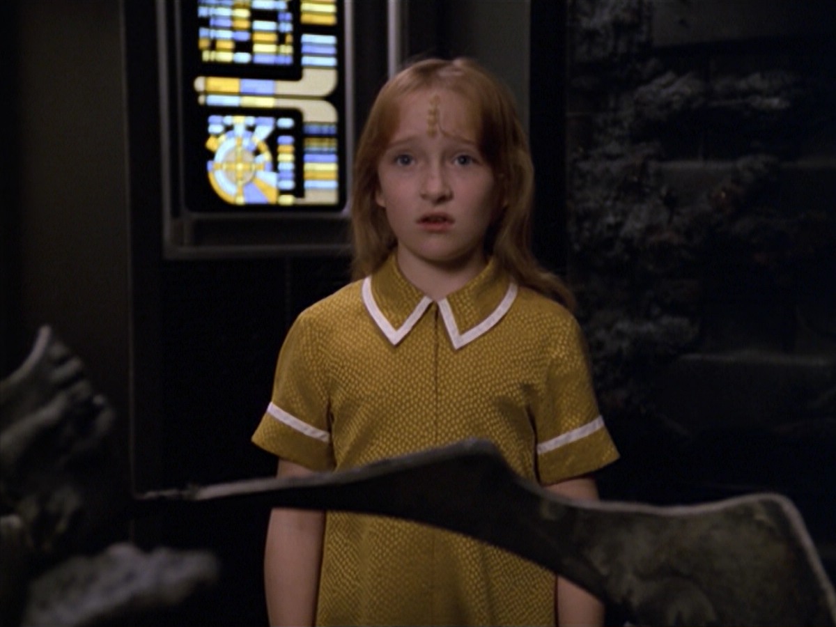 ariane179254_StarTrekVoyager_5x15_5x16_DarkFrontier_2246.jpg