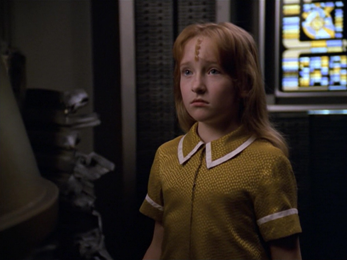 ariane179254_StarTrekVoyager_5x15_5x16_DarkFrontier_2274.jpg