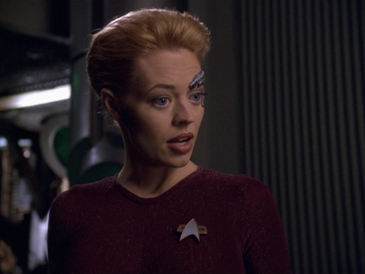 ariane179254_StarTrekVoyager_5x15_5x16_DarkFrontier_2291.jpg