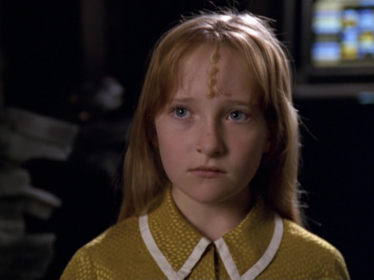 ariane179254_StarTrekVoyager_5x15_5x16_DarkFrontier_2302.jpg
