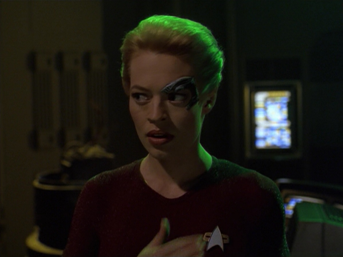 ariane179254_StarTrekVoyager_5x15_5x16_DarkFrontier_2340.jpg