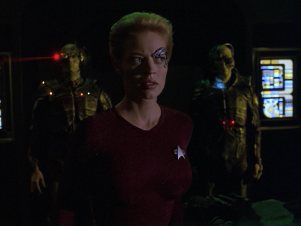 ariane179254_StarTrekVoyager_5x15_5x16_DarkFrontier_2380.jpg