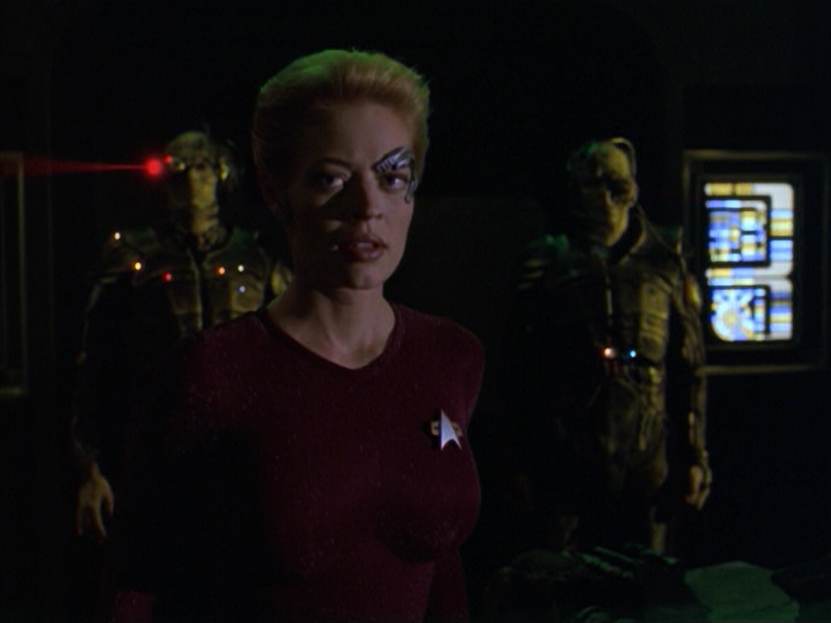 ariane179254_StarTrekVoyager_5x15_5x16_DarkFrontier_2391.jpg