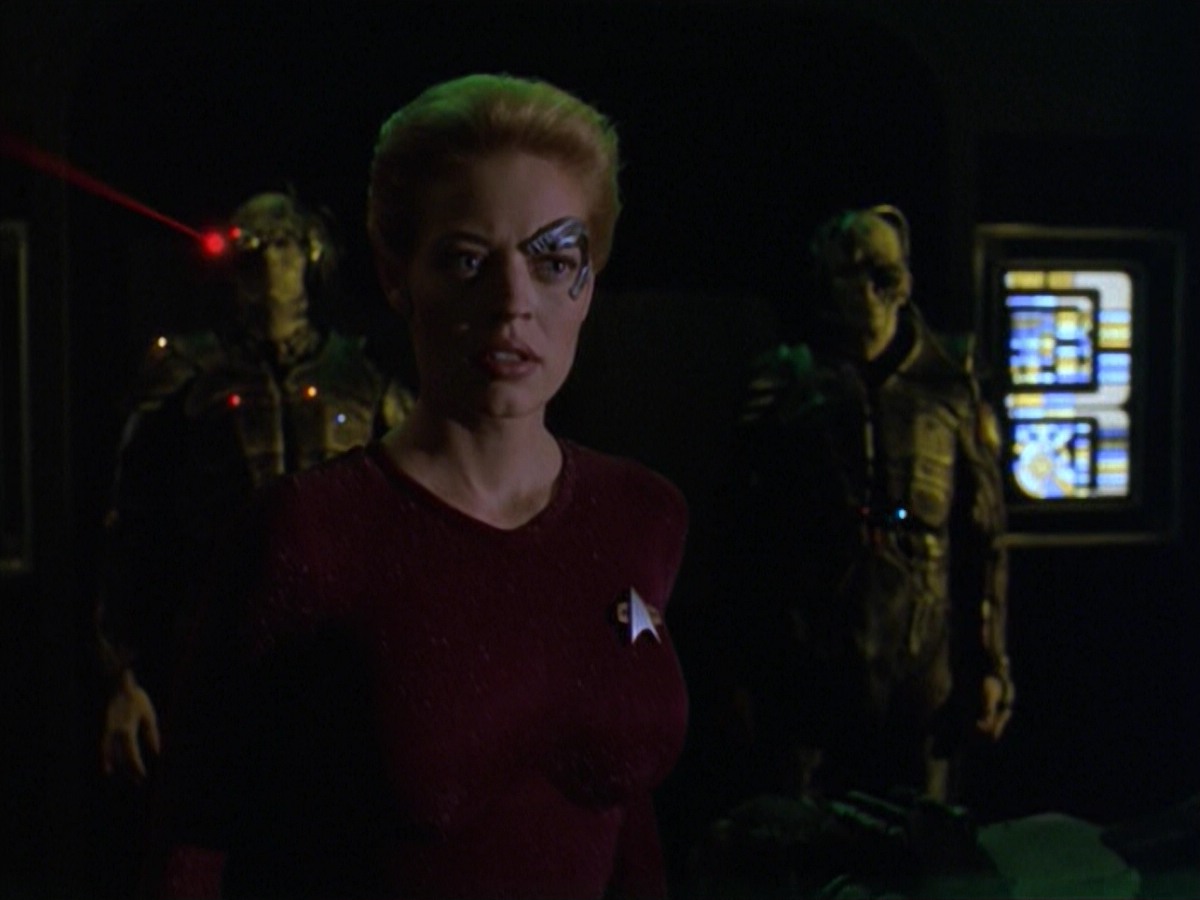 ariane179254_StarTrekVoyager_5x15_5x16_DarkFrontier_2394.jpg