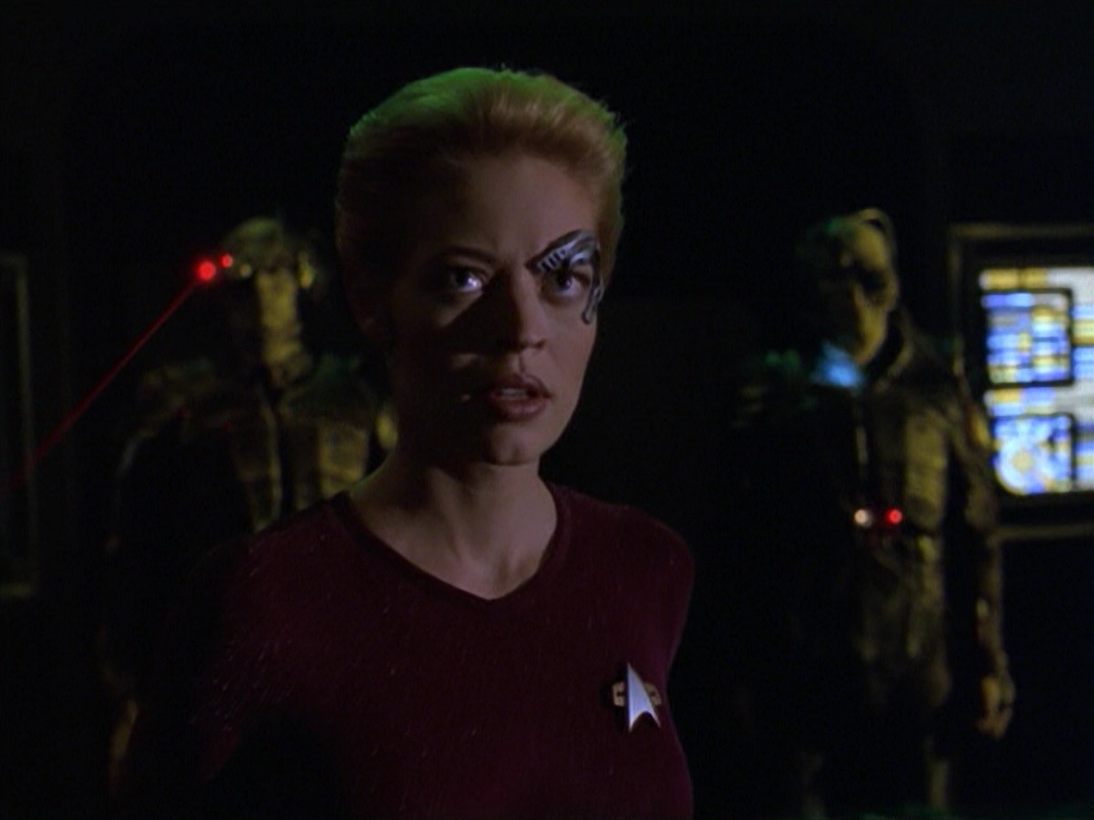 ariane179254_StarTrekVoyager_5x15_5x16_DarkFrontier_2400.jpg