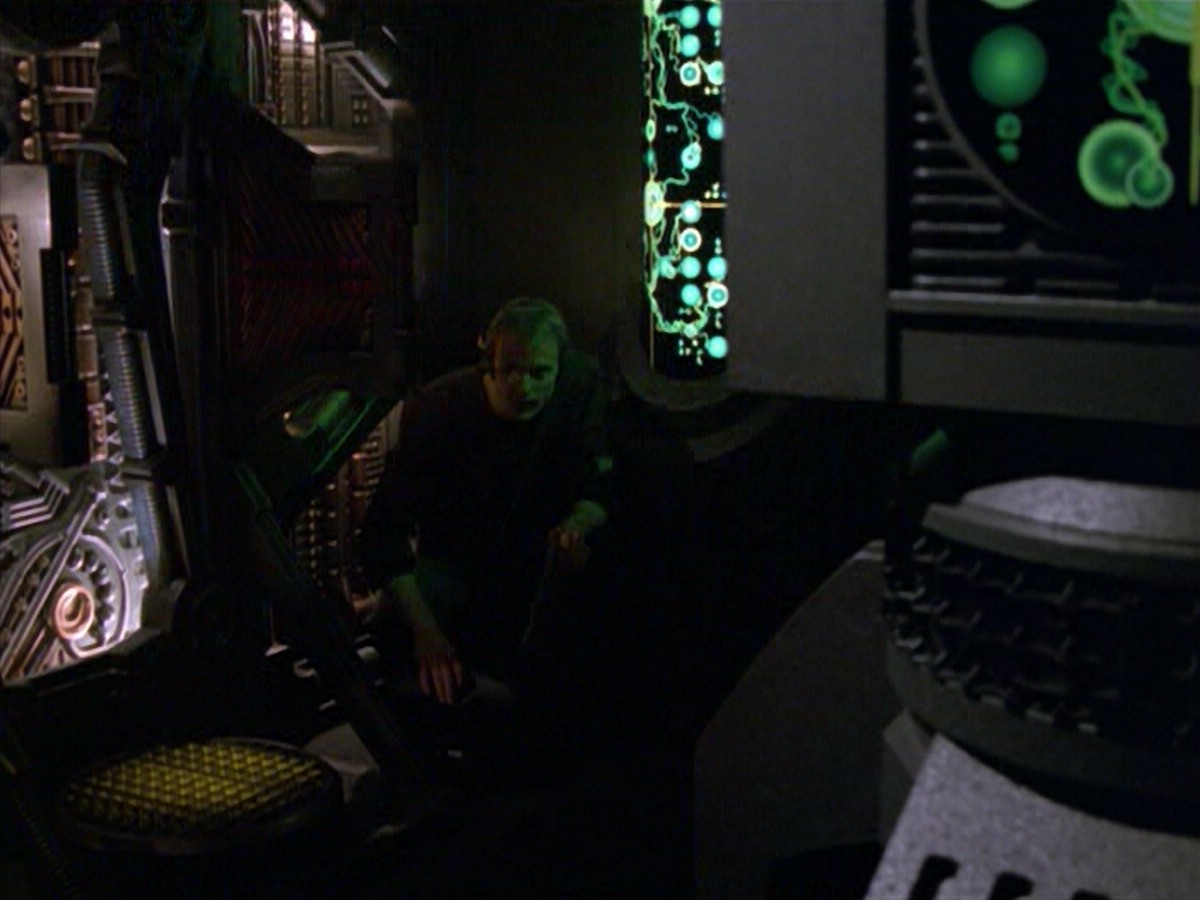 ariane179254_StarTrekVoyager_5x15_5x16_DarkFrontier_2473.jpg