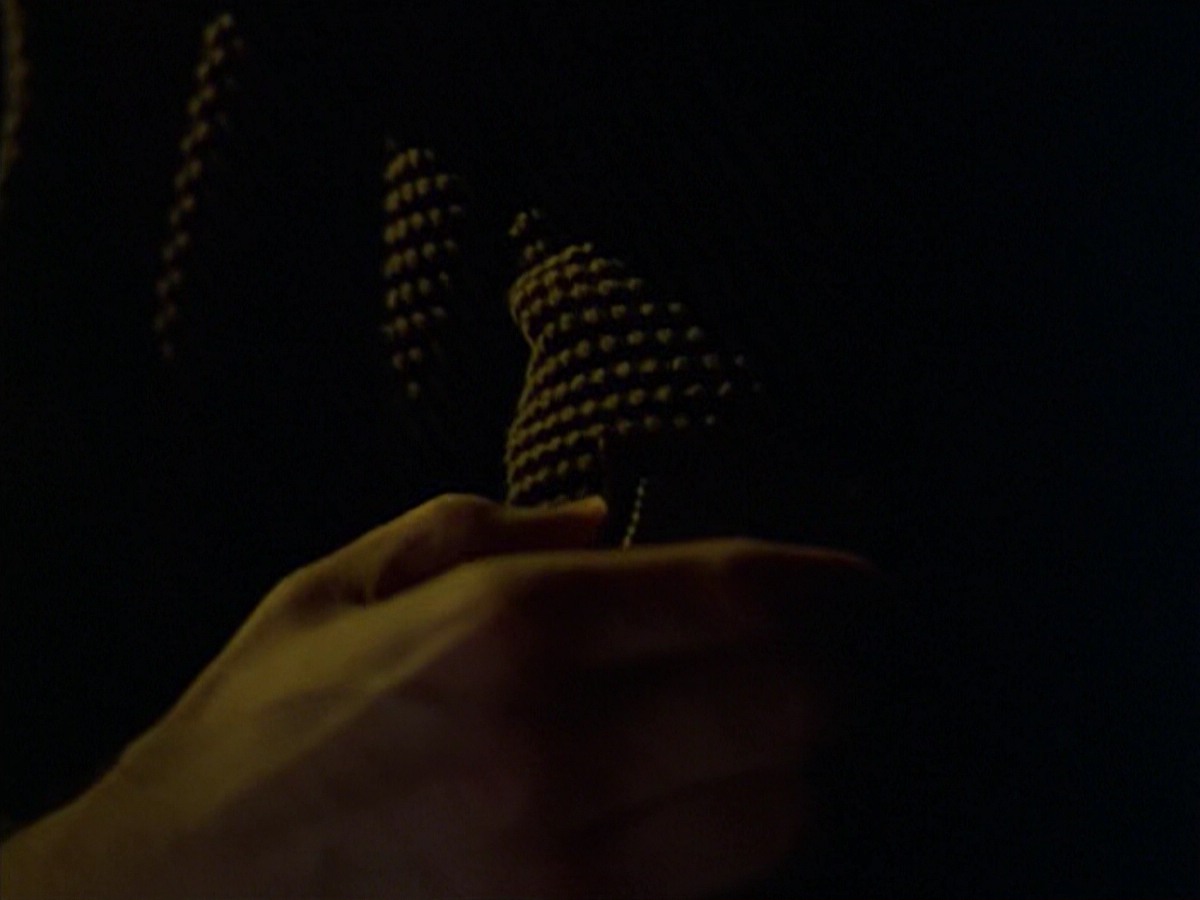 ariane179254_StarTrekVoyager_5x15_5x16_DarkFrontier_2575.jpg