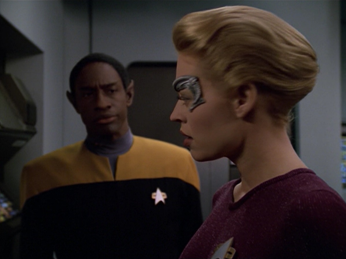 ariane179254_StarTrekVoyager_5x15_5x16_DarkFrontier_2594.jpg