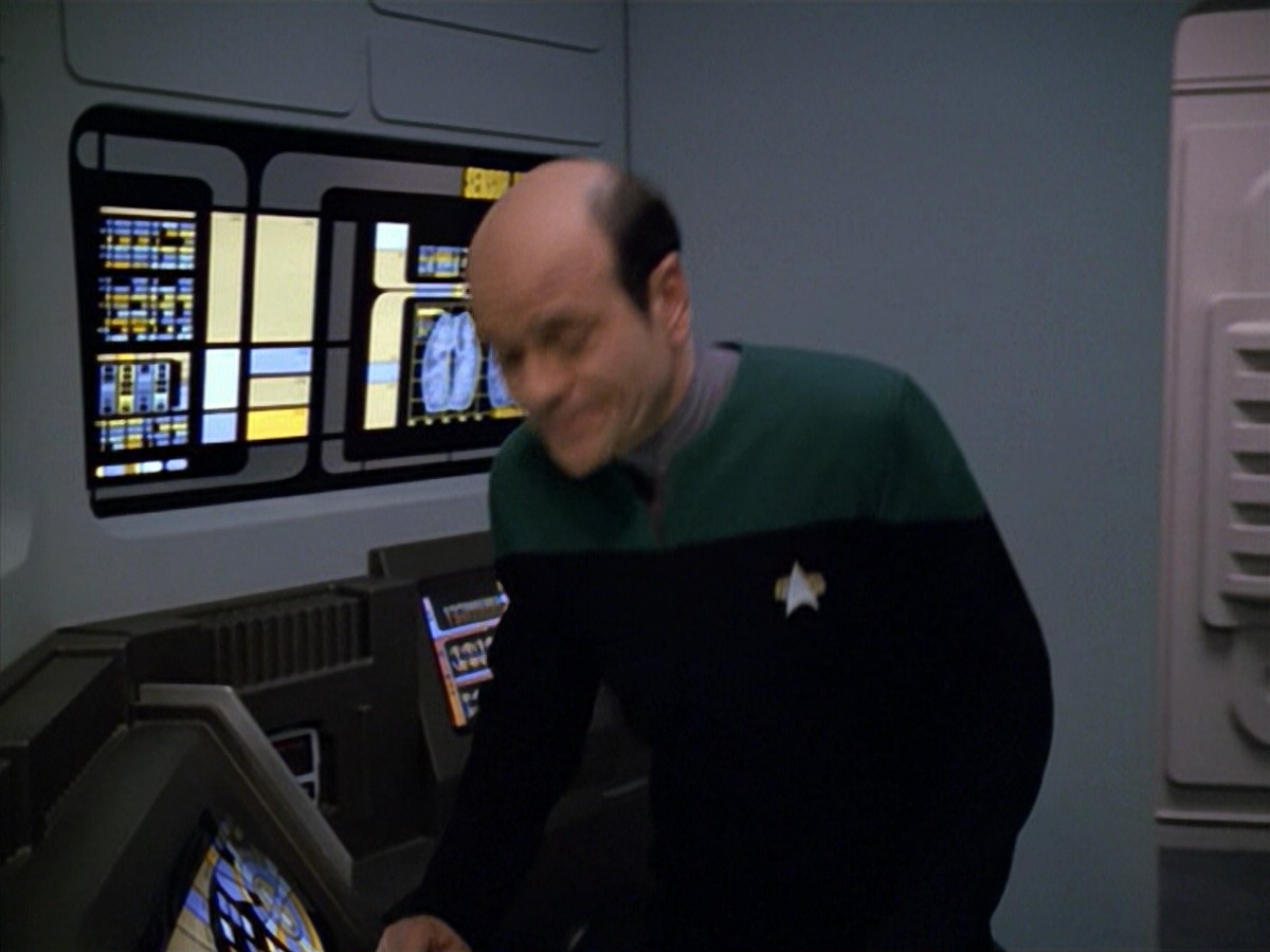 ariane179254_StarTrekVoyager_5x15_5x16_DarkFrontier_2614.jpg