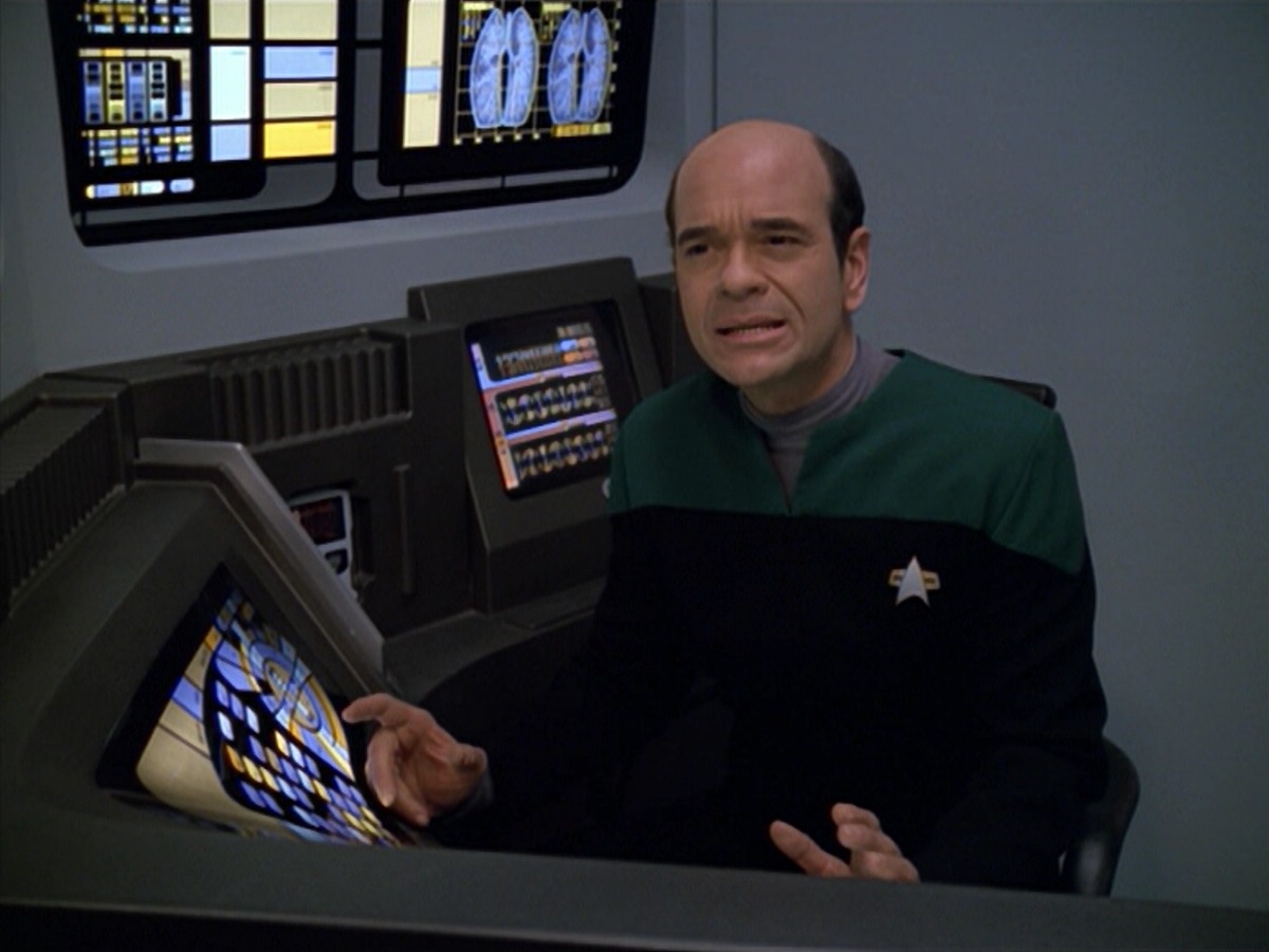 ariane179254_StarTrekVoyager_5x15_5x16_DarkFrontier_2630.jpg