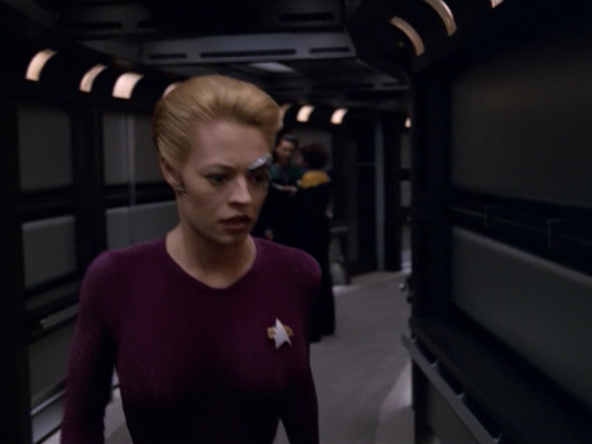 ariane179254_StarTrekVoyager_5x15_5x16_DarkFrontier_2658.jpg
