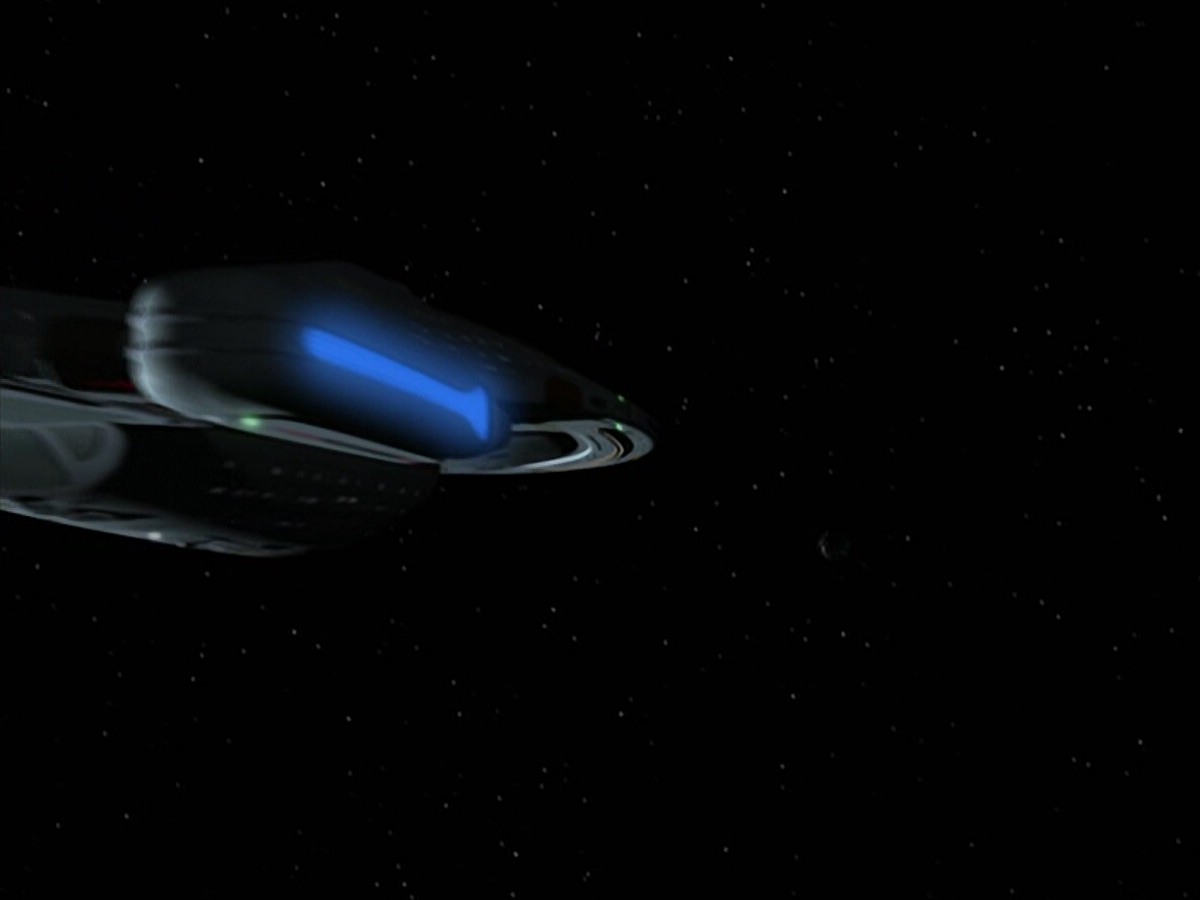 ariane179254_StarTrekVoyager_5x15_5x16_DarkFrontier_2686.jpg