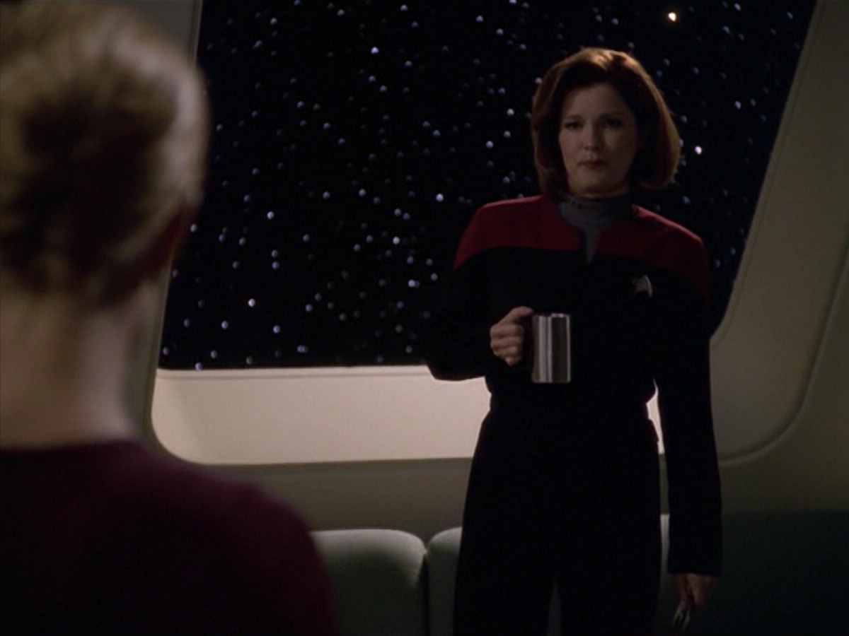 ariane179254_StarTrekVoyager_5x15_5x16_DarkFrontier_2696.jpg