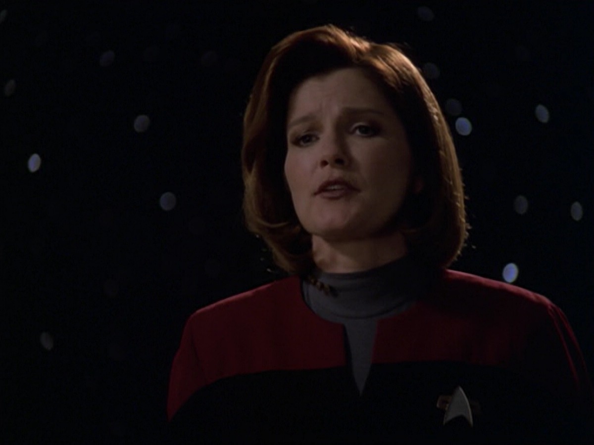 ariane179254_StarTrekVoyager_5x15_5x16_DarkFrontier_2715.jpg