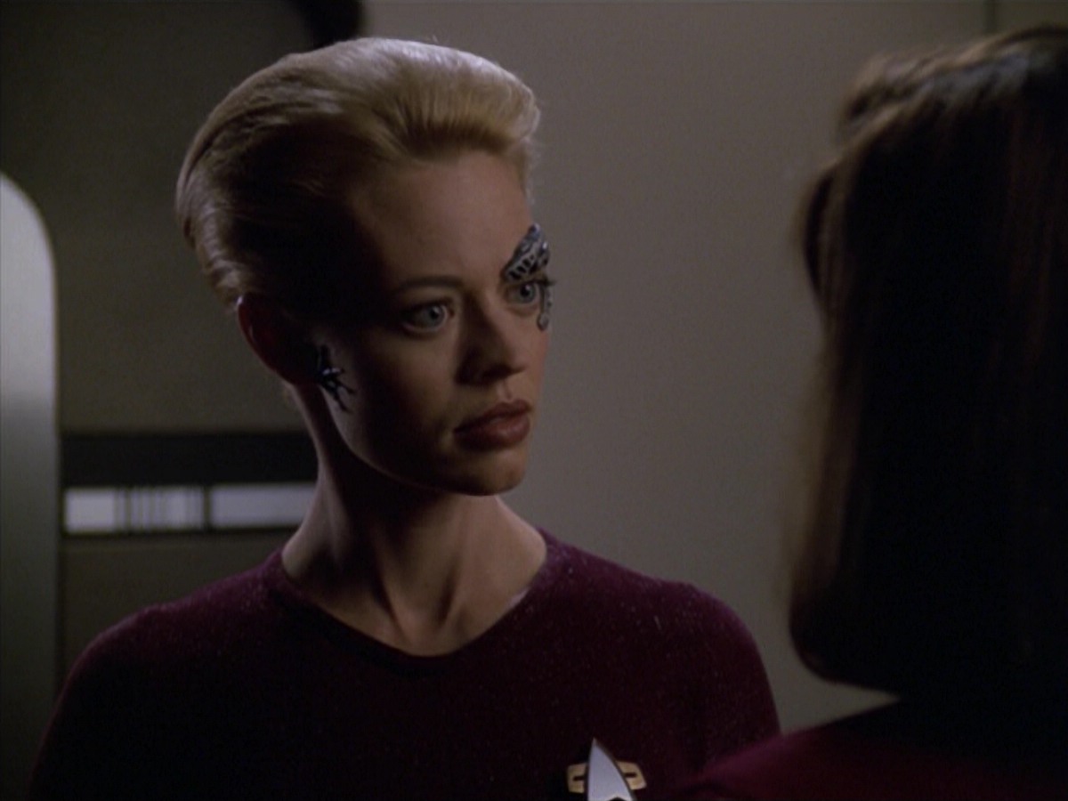 ariane179254_StarTrekVoyager_5x15_5x16_DarkFrontier_2773.jpg