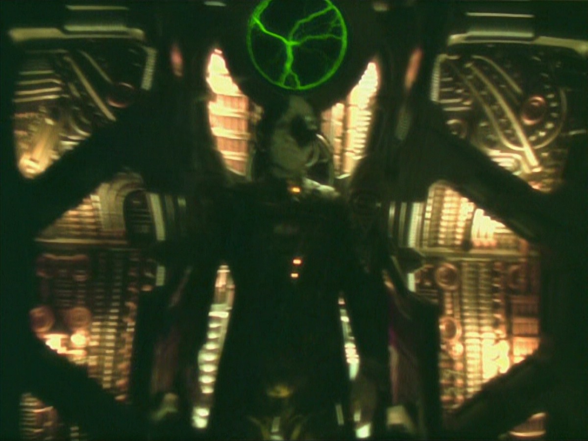 ariane179254_StarTrekVoyager_5x15_5x16_DarkFrontier_2993.jpg