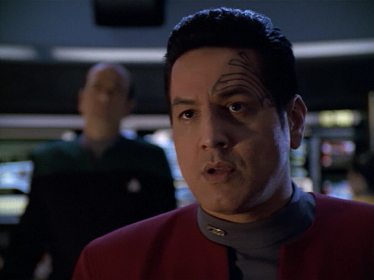 ariane179254_StarTrekVoyager_5x15_5x16_DarkFrontier_3041.jpg