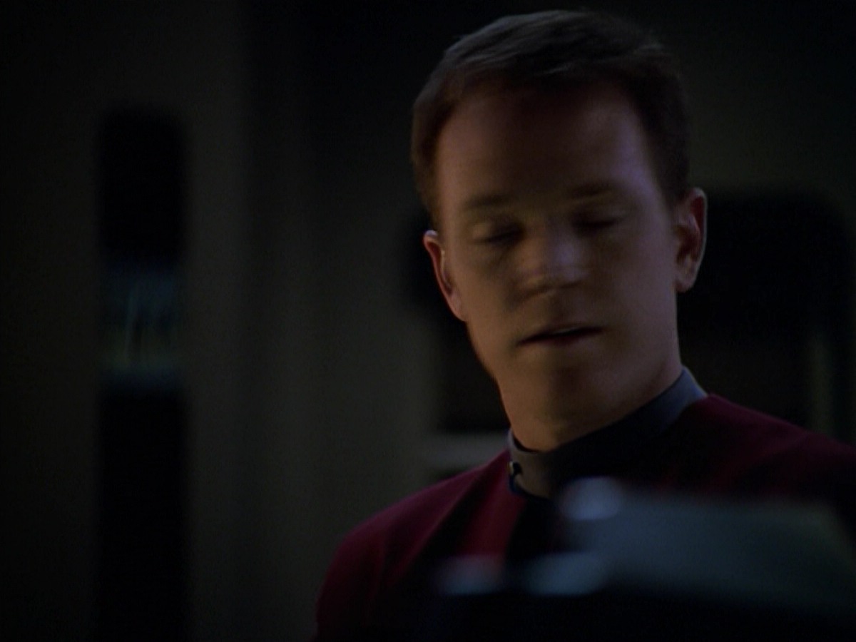 ariane179254_StarTrekVoyager_5x15_5x16_DarkFrontier_3083.jpg