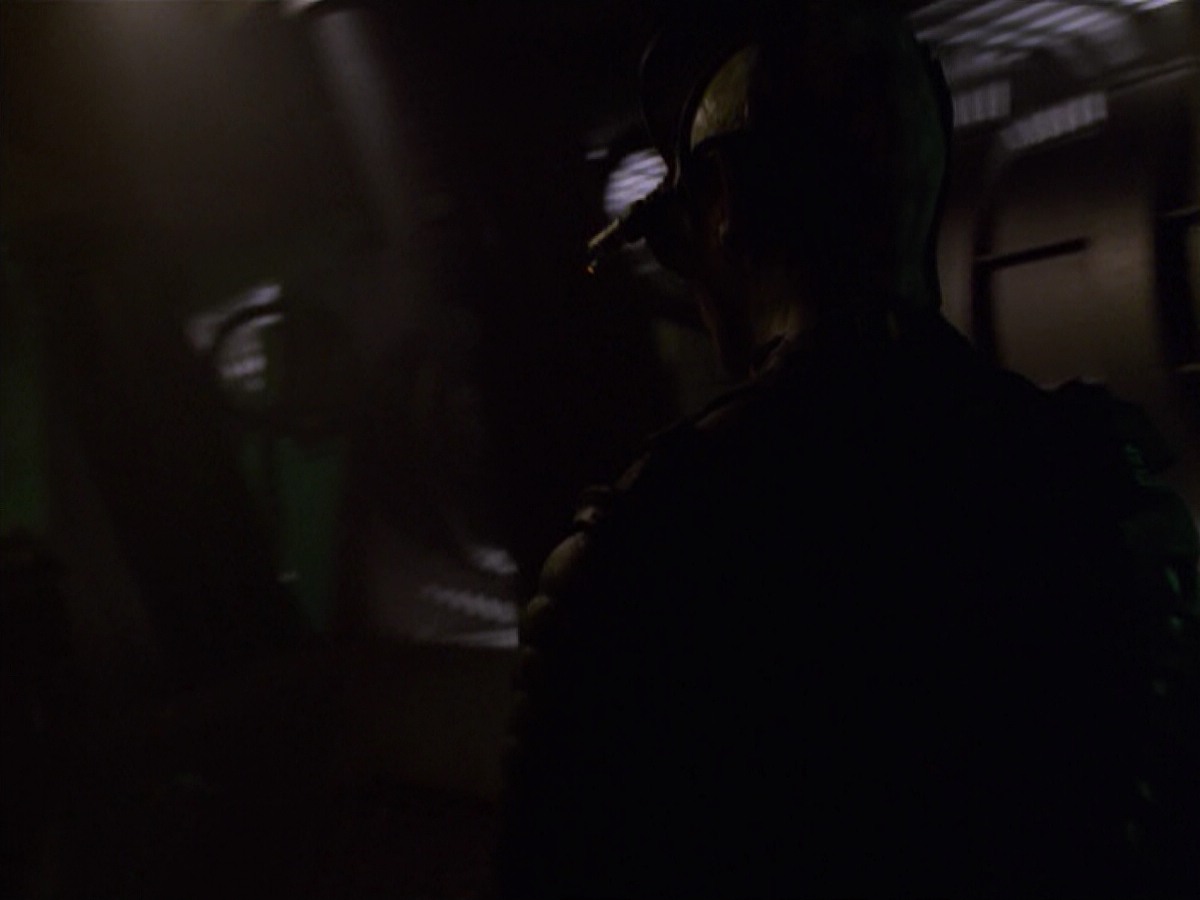 ariane179254_StarTrekVoyager_5x15_5x16_DarkFrontier_3095.jpg