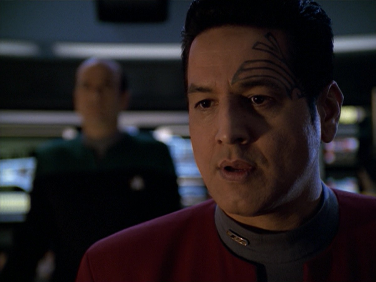 ariane179254_StarTrekVoyager_5x15_5x16_DarkFrontier_3106.jpg