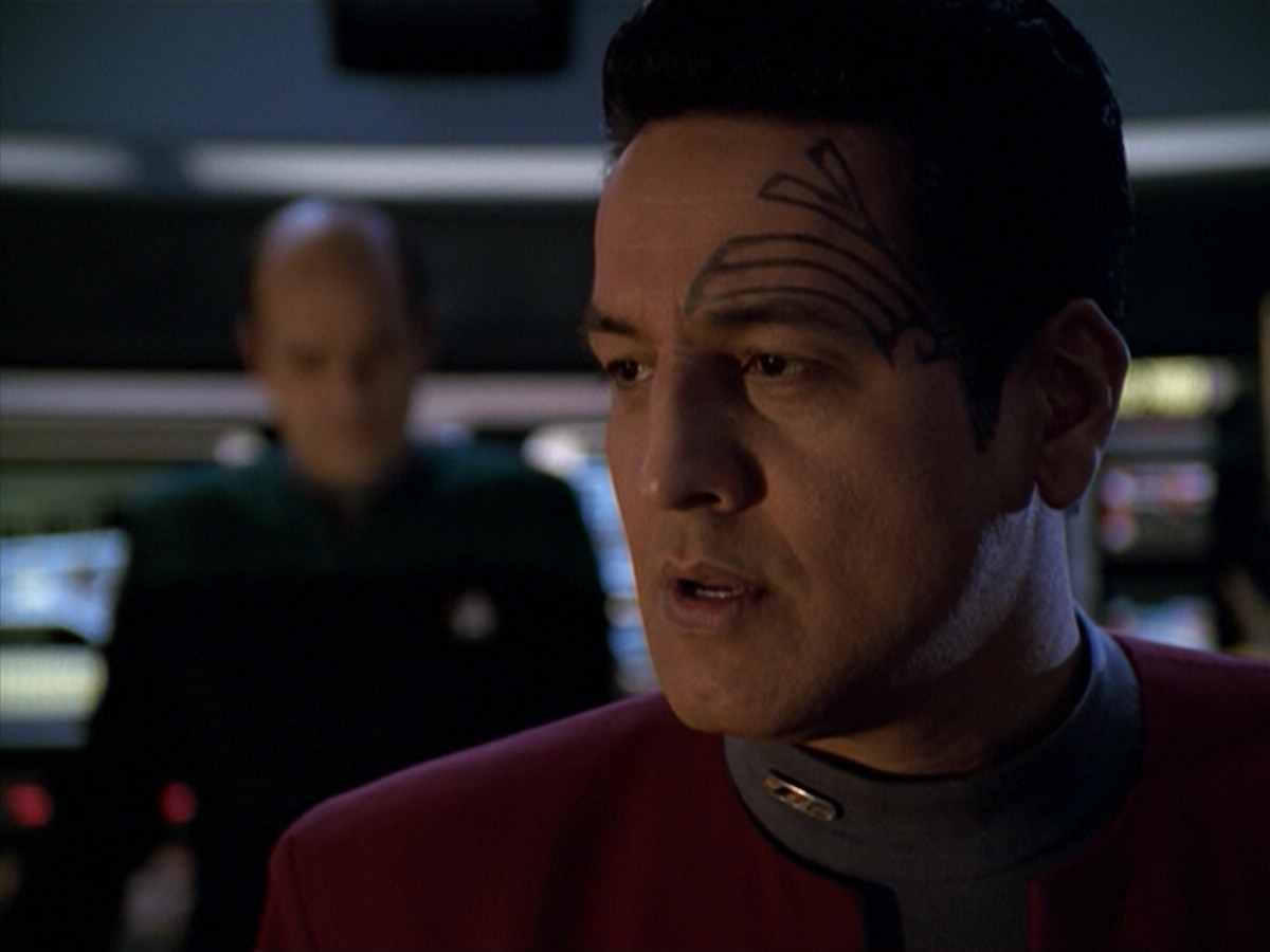 ariane179254_StarTrekVoyager_5x15_5x16_DarkFrontier_3120.jpg