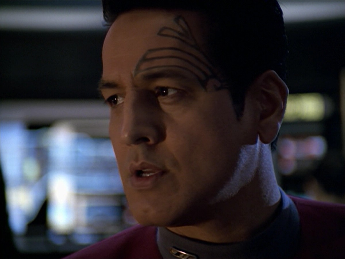 ariane179254_StarTrekVoyager_5x15_5x16_DarkFrontier_3139.jpg