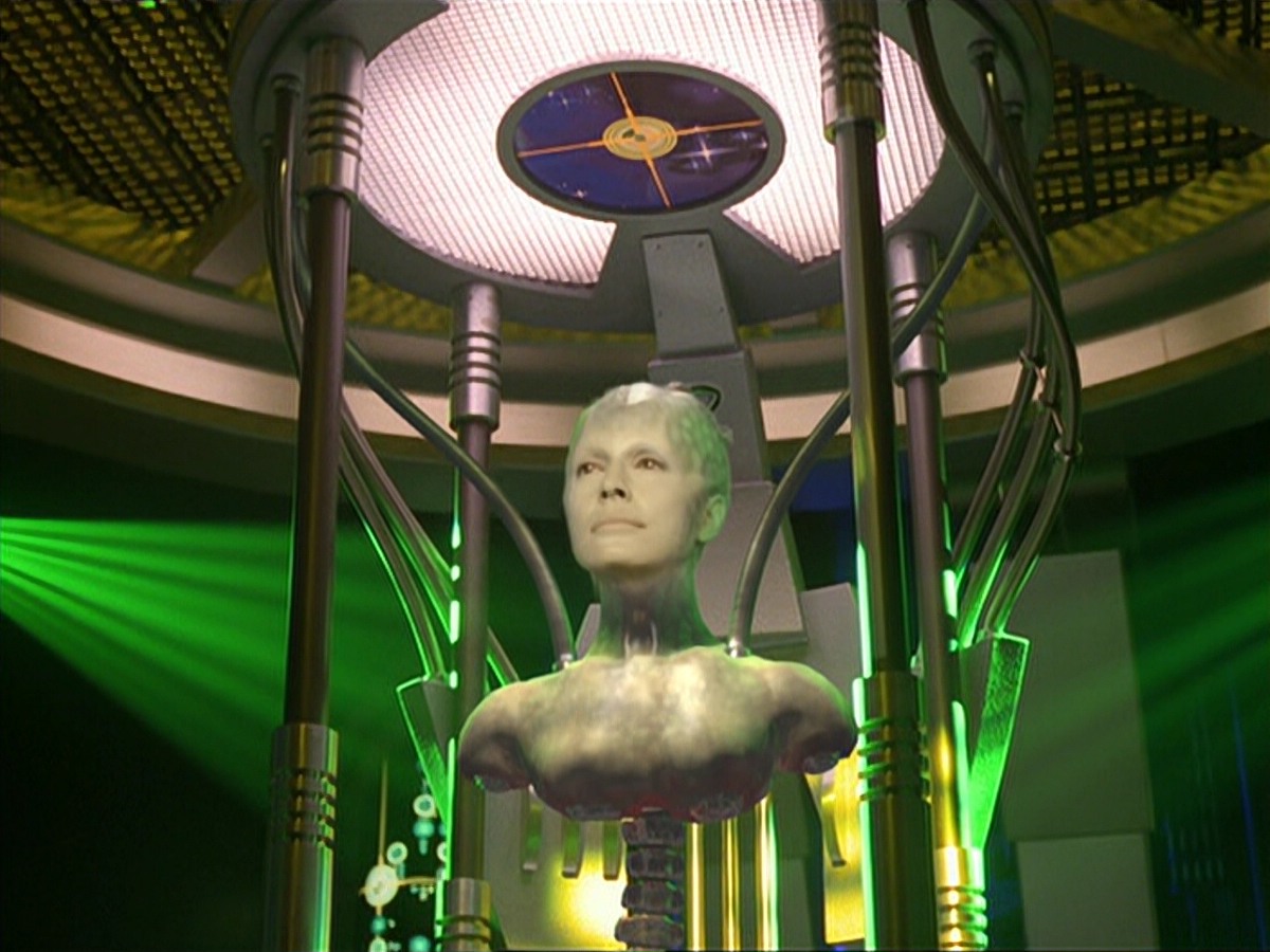 ariane179254_StarTrekVoyager_5x15_5x16_DarkFrontier_3588.jpg