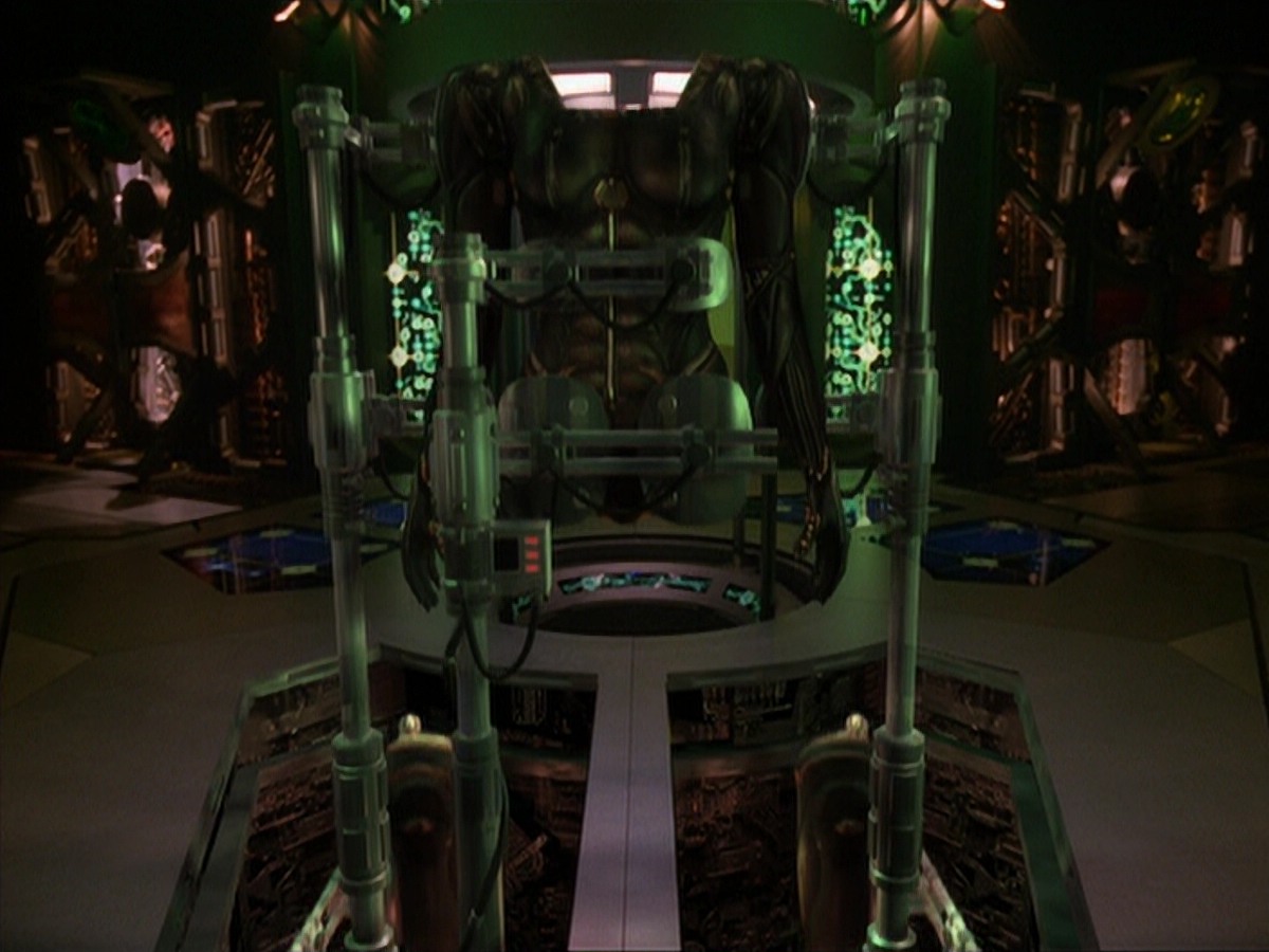 ariane179254_StarTrekVoyager_5x15_5x16_DarkFrontier_3599.jpg