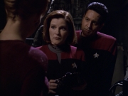 ariane179254_StarTrekVoyager_5x15_5x16_DarkFrontier_0604.jpg