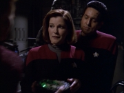ariane179254_StarTrekVoyager_5x15_5x16_DarkFrontier_0610.jpg