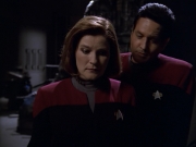 ariane179254_StarTrekVoyager_5x15_5x16_DarkFrontier_0611.jpg
