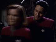 Filename=ariane179254_StarTrekVoyager_5x15_5x16_DarkFrontier_0616.jpg
Filesize=110KiB
Dimensions=1200x900
Date added=Apr 01, 2016 ariane179254_StarTrekVoyager_5x15_5x16_DarkFrontier_0616.jpg